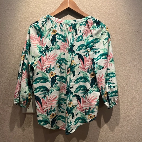 Ann Taylor LOFT Women’s Tropical v neck shirt Size Petite Large - Picture 6 of 8